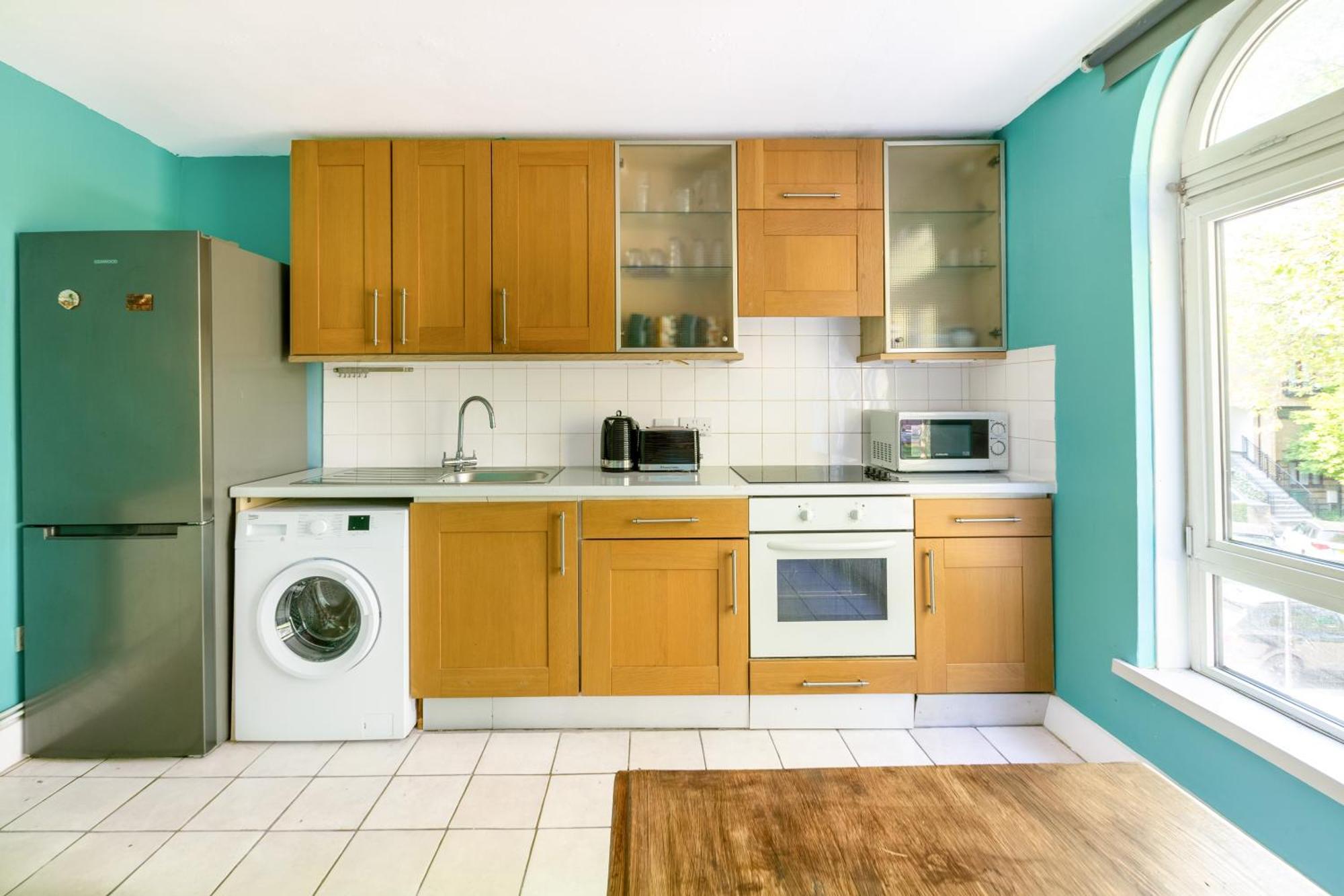 Magnificent 3Br Apt With Balcony Λονδίνο Εξωτερικό φωτογραφία