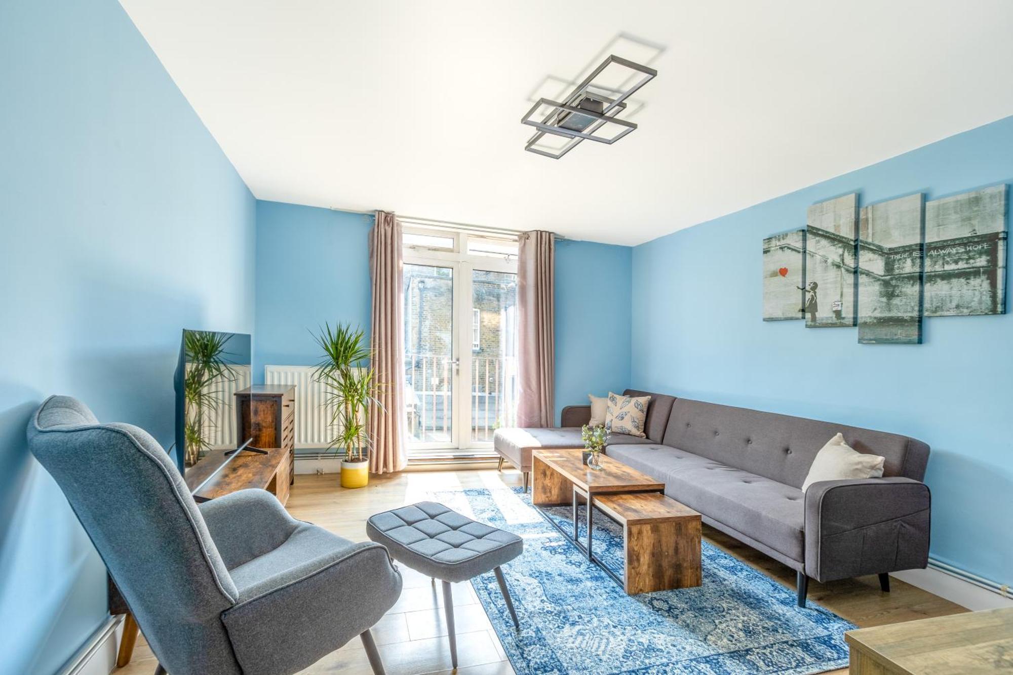 Magnificent 3Br Apt With Balcony Λονδίνο Εξωτερικό φωτογραφία